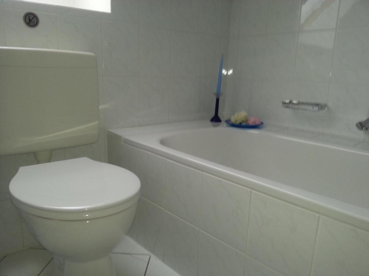 Ferienwohnung Ostfriesenglueck Leer Exterior foto